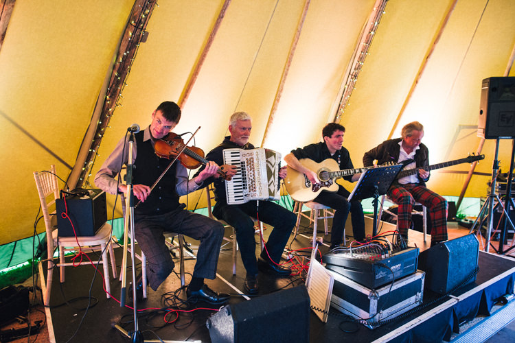 Outdoorsy Welcoming Colourful Tipi Wedding http://www.sallytphoto.com/