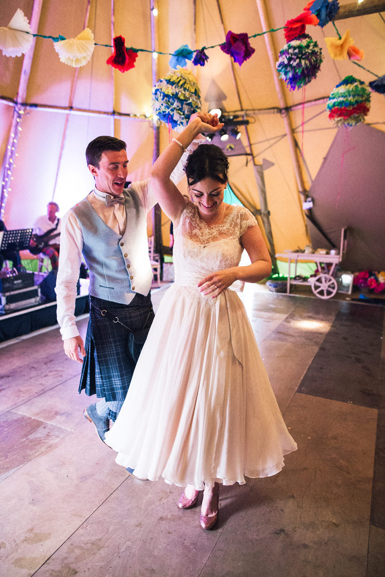 Outdoorsy Welcoming Colourful Tipi Wedding http://www.sallytphoto.com/