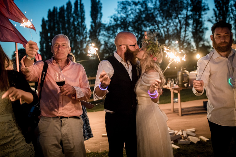 Boho Festival Tipi Wedding http://alexaclarkekent.com/
