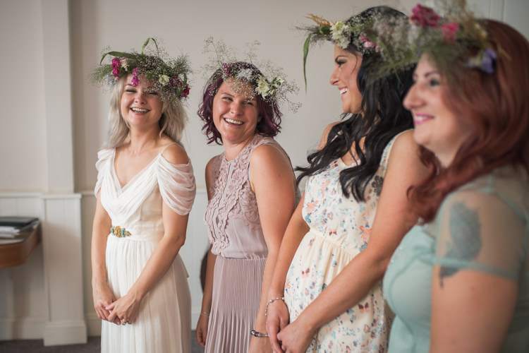Boho Festival Tipi Wedding http://alexaclarkekent.com/