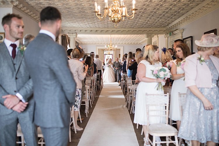 Classic Romantic Pretty Wedding https://kerryannduffy.com/