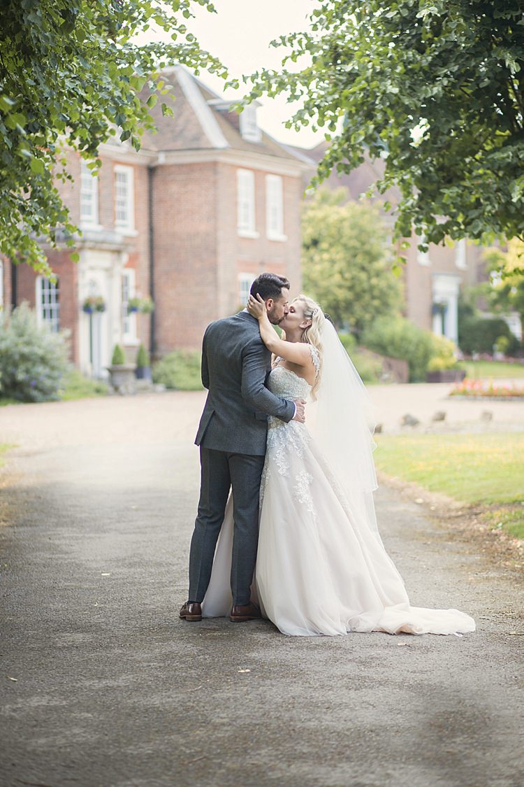 Classic Romantic Pretty Wedding https://kerryannduffy.com/