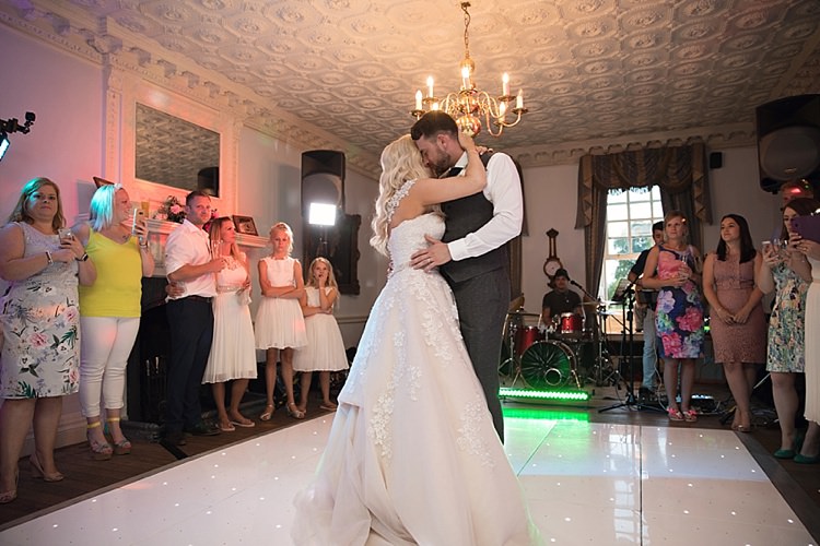 Classic Romantic Pretty Wedding https://kerryannduffy.com/