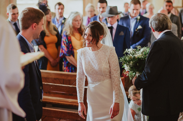 Rustic Greenery White Apple Orchard Wedding http://bigbouquet.co.uk/
