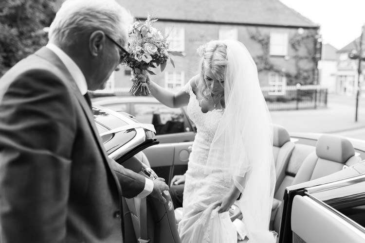 Simple Natural Honest Marquee Wedding https://www.gemmagiorgio.com/