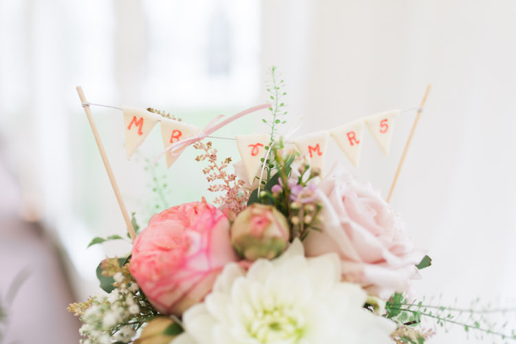 Simple Natural Honest Marquee Wedding https://www.gemmagiorgio.com/