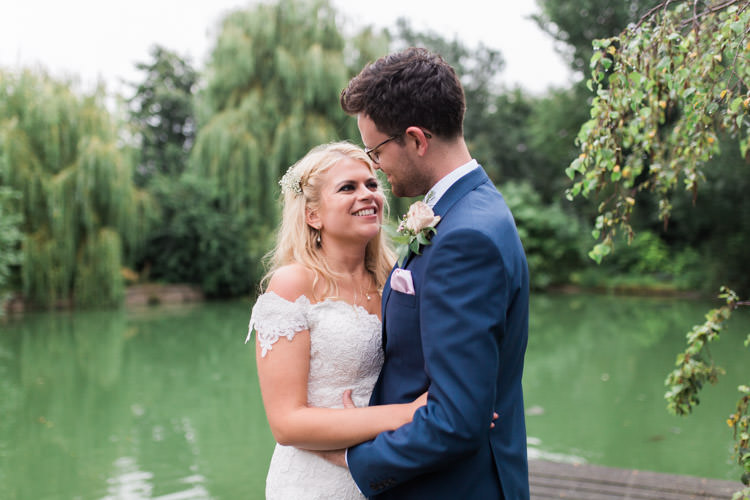 Simple Natural Honest Marquee Wedding https://www.gemmagiorgio.com/