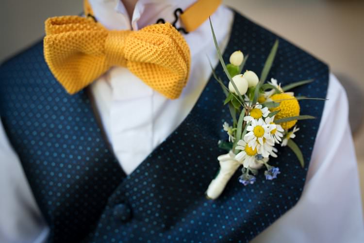 Knitted Bow Tie Polkadot Waistcoat Buttonhole Daisies Yellow Navy Outdoor Tuscany Wedding http://www.natalymontanari.com/