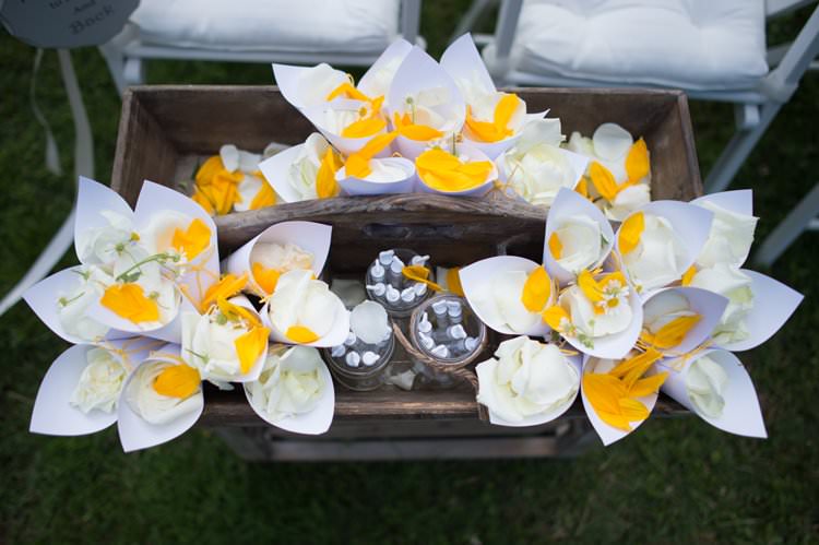 Confetti Cones Petals Roses Yellow Navy Outdoor Tuscany Wedding http://www.natalymontanari.com/