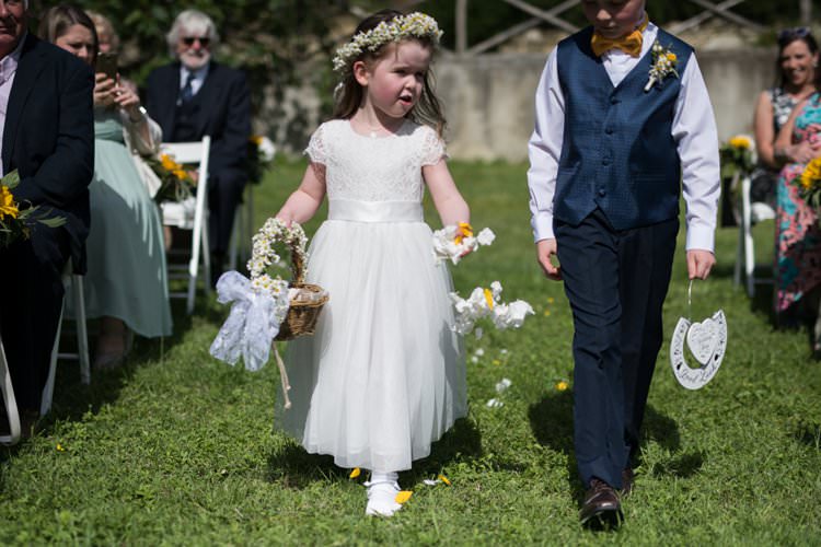 Flower Girl Page Boy Petals Scatter Daisy Crown Yellow Navy Outdoor Tuscany Wedding http://www.natalymontanari.com/