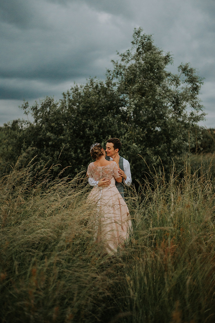 Vintage Retro Inspired Pastel Wedding https://www.georgiarachael.com/ 