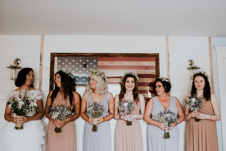 Bridesmaids Flower Crowns Bouquets Unique Personal Natural Wedding Style https://photo.shuttergoclick.com/