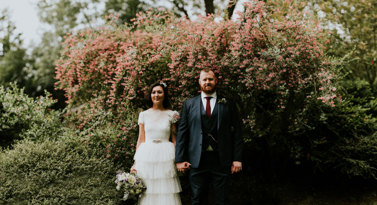 Unique Personal Natural Wedding Style https://photo.shuttergoclick.com/