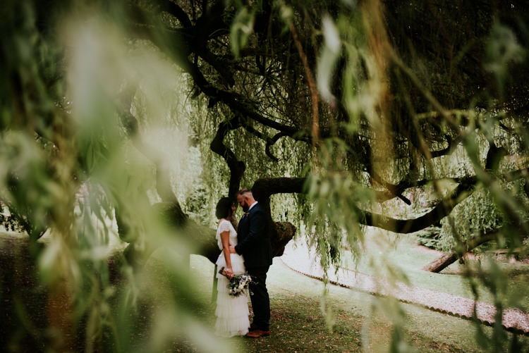 Unique Personal Natural Wedding Style https://photo.shuttergoclick.com/