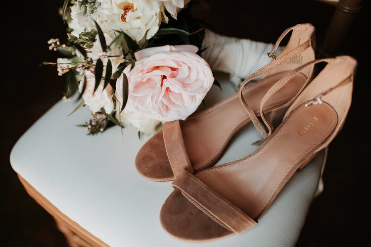 Outdoor Rustic Boho Nude Bridal Shoes Romantic Blush Bouquet | Organic Earthy Fun Wedding Oklahoma http://zaynewilliams.com/