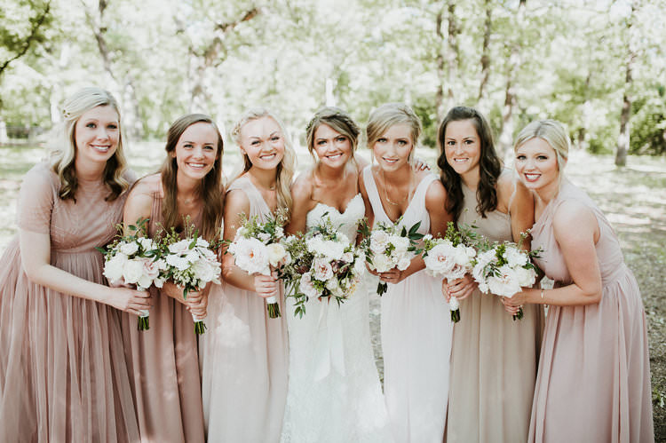 Outdoor Rustic Boho Forest Sweetheart Bride Blush Bridesmaids White Bouquets | Organic Earthy Fun Wedding Oklahoma http://zaynewilliams.com/