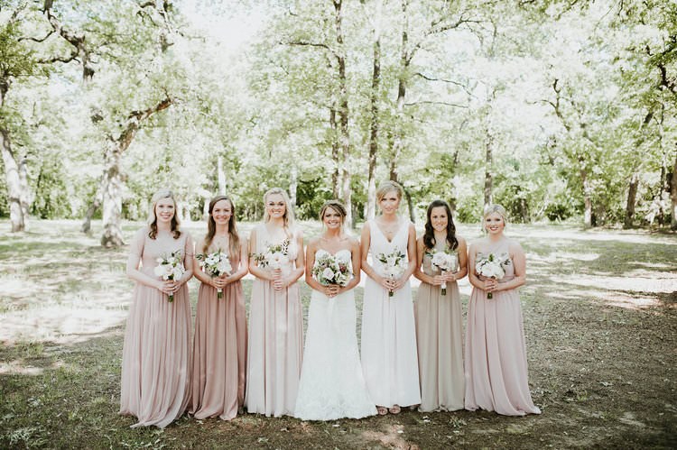 Outdoor Rustic Boho Forest Sweetheart Bride Blush Bridesmaids White Bouquets | Organic Earthy Fun Wedding Oklahoma http://zaynewilliams.com/
