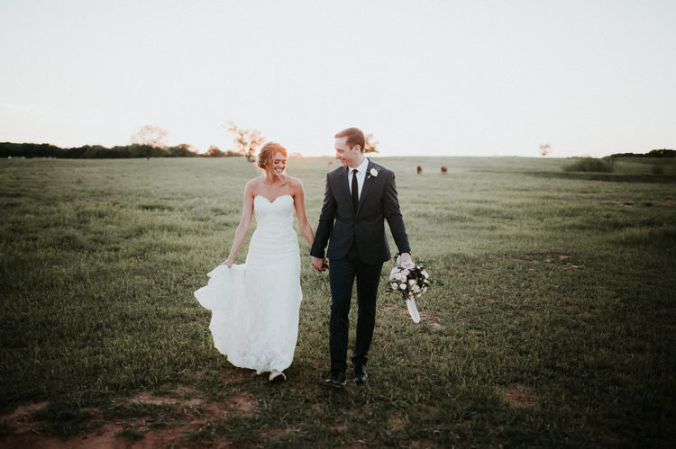 Outdoor Rustic Boho Forest Field Sun Natural Bride Groom | Organic Earthy Fun Wedding Oklahoma http://zaynewilliams.com/