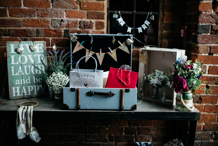 Suitcase Cards Red Rustic Spring Barn Wedding http://www.jennymacare.com/