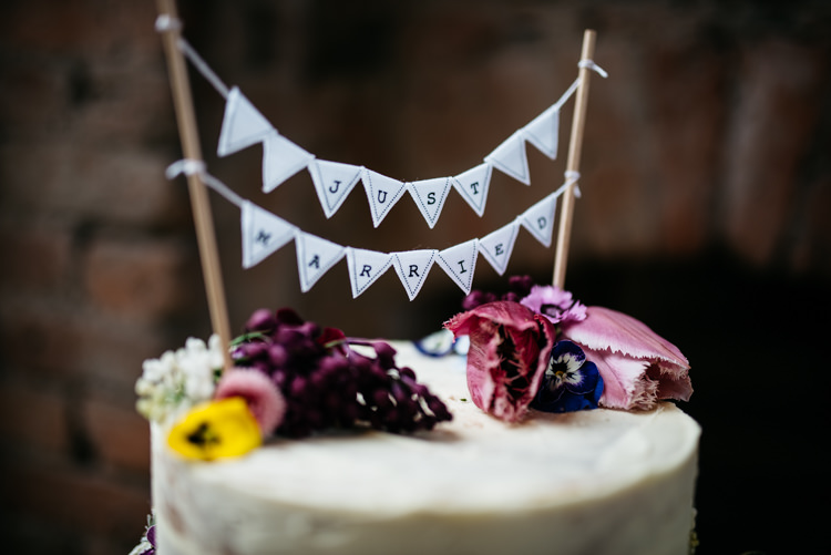 Cake Topper Just Married Red Rustic Spring Barn Wedding http://www.jennymacare.com/