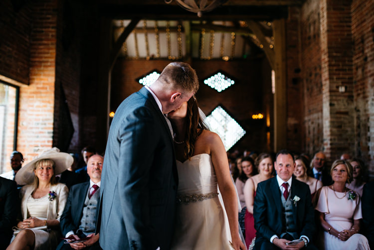 Red Rustic Spring Barn Wedding http://www.jennymacare.com/
