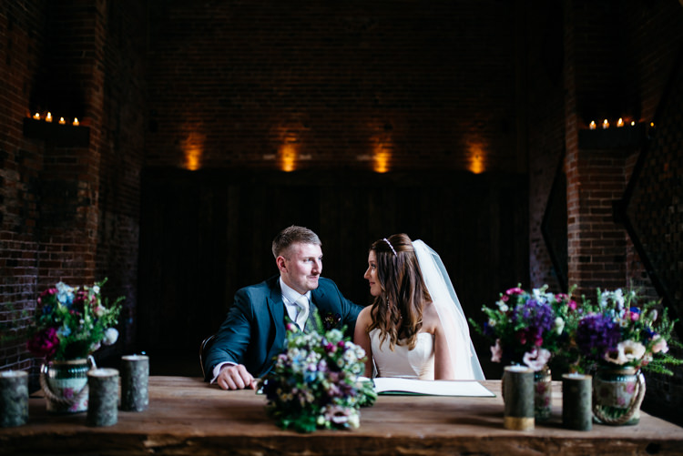 Red Rustic Spring Barn Wedding http://www.jennymacare.com/