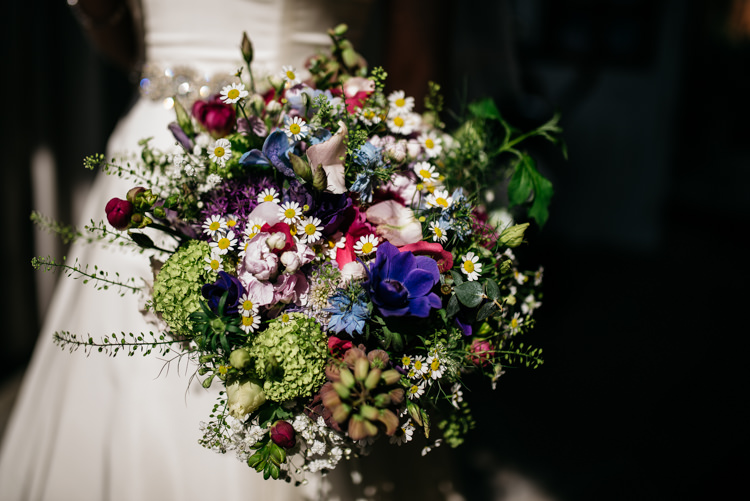 Bouquet Flowers Daisy Greenery Peony Red Rustic Spring Barn Wedding http://www.jennymacare.com/