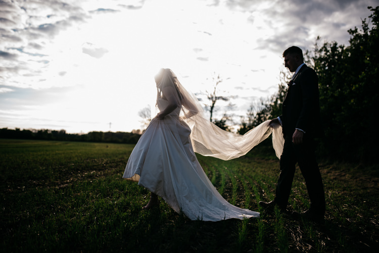 Red Rustic Spring Barn Wedding http://www.jennymacare.com/