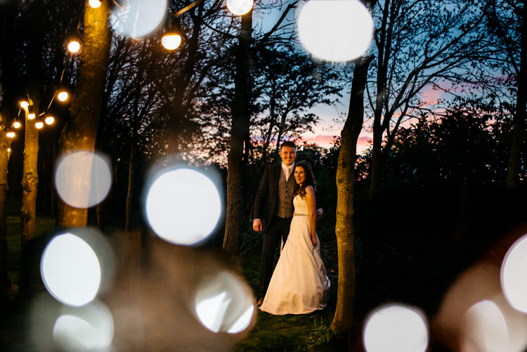 Red Rustic Spring Barn Wedding http://www.jennymacare.com/