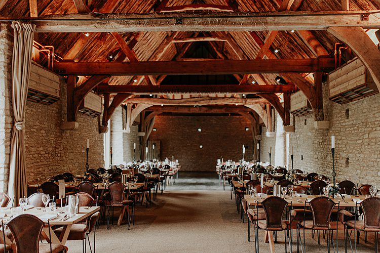 Tythe Barn Oxfordshire Beautiful Simple Relaxed Barn Wedding http://jenmarino.com/
