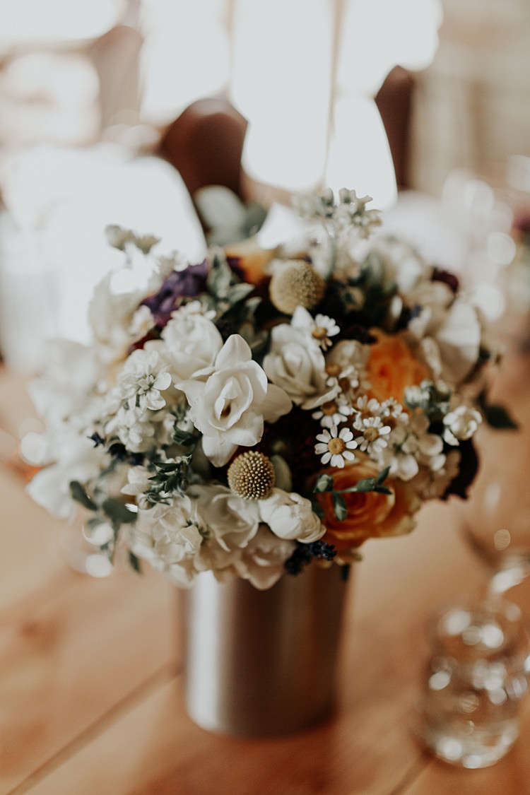 Table Flowers Daisy Rose Billy Ball Centrepiece Beautiful Simple Relaxed Barn Wedding http://jenmarino.com/