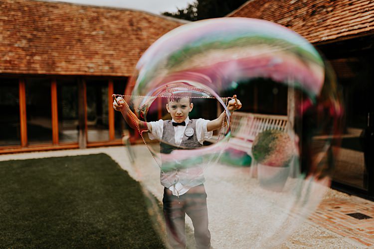 Beautiful Simple Relaxed Barn Wedding http://jenmarino.com/