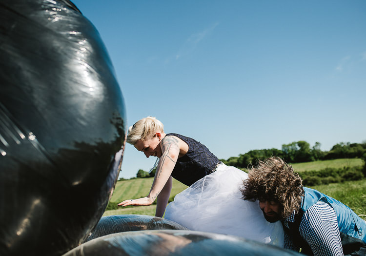 Super Cool Informal Party Wedding http://www.luisholden.com/