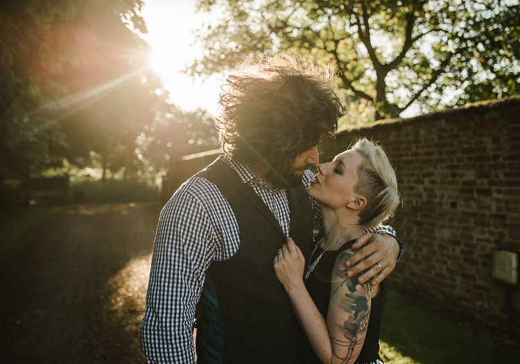 Super Cool Informal Party Wedding http://www.luisholden.com/