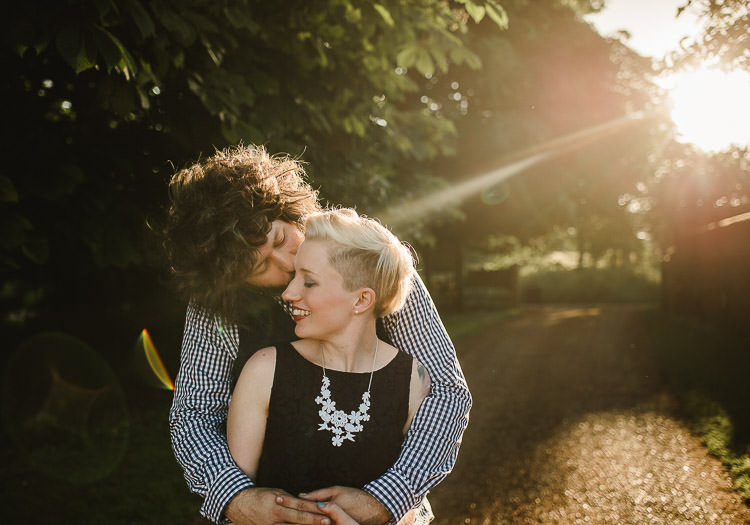 Super Cool Informal Party Wedding http://www.luisholden.com/
