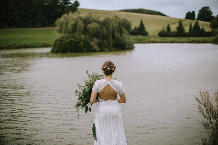 Edgy Seasonal Autumnal Tipi Wedding Ideas http://www.sambennettphotography.co.uk/