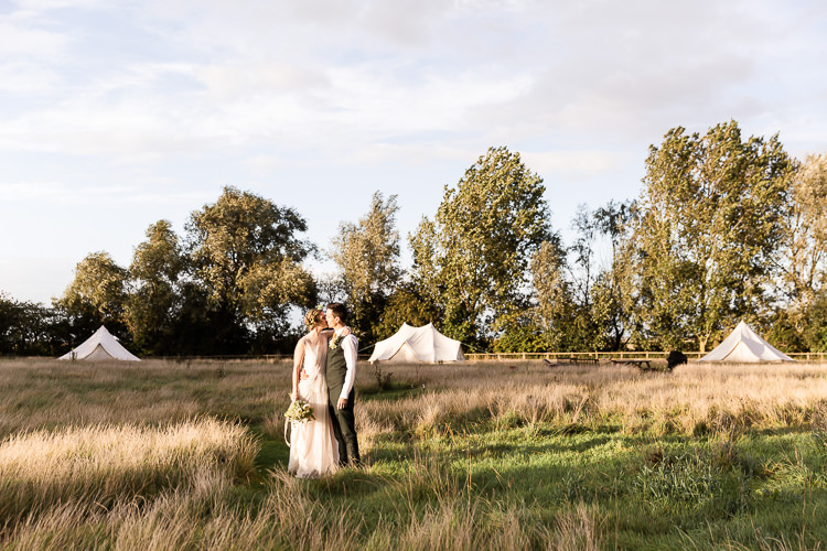 Organic Rustic Greenery Wedding Ideas http://sarahbrookesphotography.com/