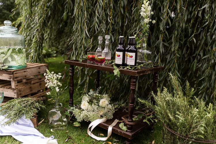 Drinks Bar Station Cocktails Organic Rustic Greenery Wedding Ideas http://sarahbrookesphotography.com/