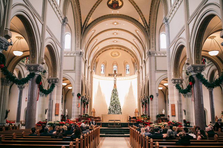 Christmas Church Garland Decor Tree Red Green Aisle | Festive Glamour Christmas New Years Eve Wedding http://www.stevendrayimages.com/