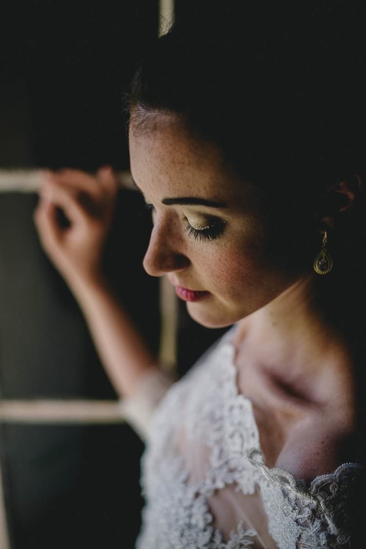 Make Up Bride Bridal Style Beauty Romantic Luxe Wedding Ideas in the Country http://benjaminmathers.co.uk/