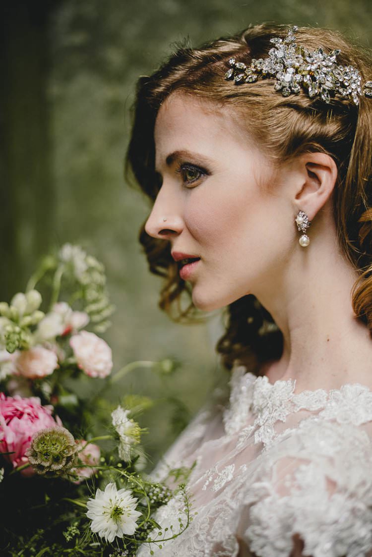 Make Up Bride Bridal Style Beauty Romantic Luxe Wedding Ideas in the Country http://benjaminmathers.co.uk/
