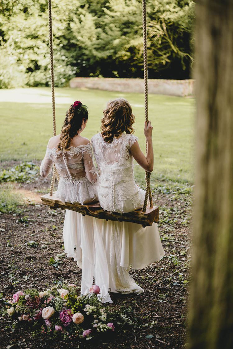 Dress Gown Bride Bridal Train Flowers Back Lace Buttons Romantic Luxe Wedding Ideas in the Country http://benjaminmathers.co.uk/