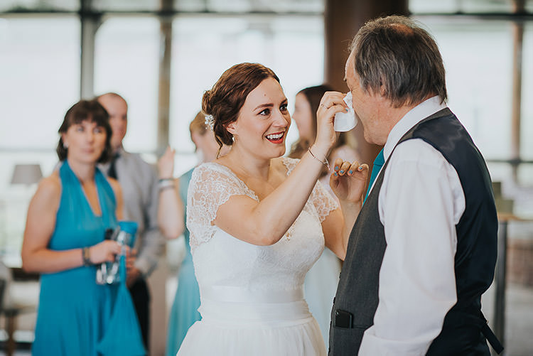 Happy Crafty Summer Farm Wedding http://twigandvine.photography/