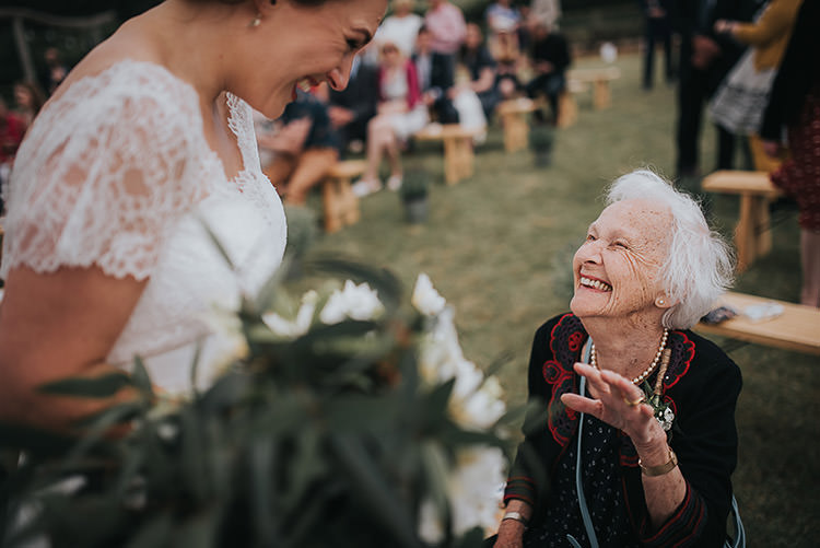 Happy Crafty Summer Farm Wedding http://twigandvine.photography/