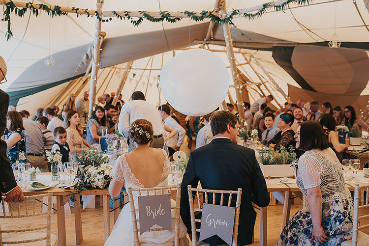 Happy Crafty Summer Farm Wedding http://twigandvine.photography/