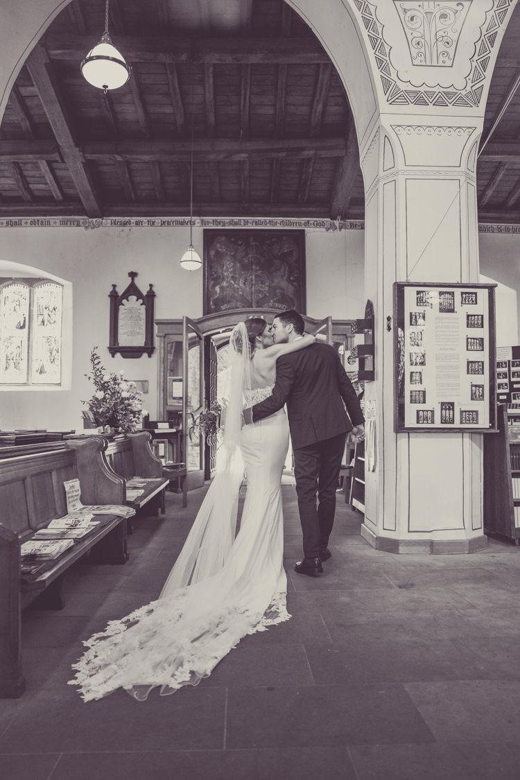 Rustic Cosy Autumn Wedding Lake District http://hayleybaxterphotography.com/