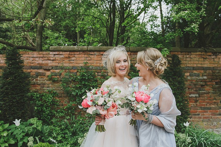 Untraditional Pretty Travel Barn Wedding https://www.georgimabee.com/