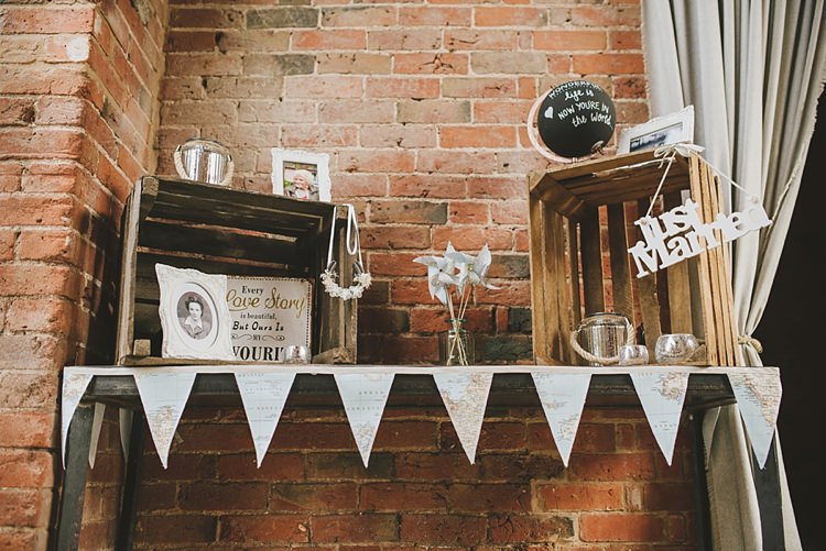 Untraditional Pretty Travel Barn Wedding https://www.georgimabee.com/