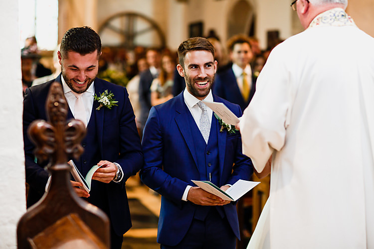 Chic Country Cotswolds Barn Wedding http://annabphotography.co.uk/