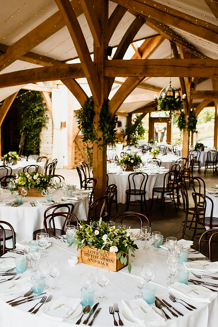 Cripps Chic Country Cotswolds Barn Wedding http://annabphotography.co.uk/